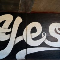 Yes Street Art Wall Dumbo Brooklyn New York City Graffiti Visite Voyage Photo By Blog United States Of Paris